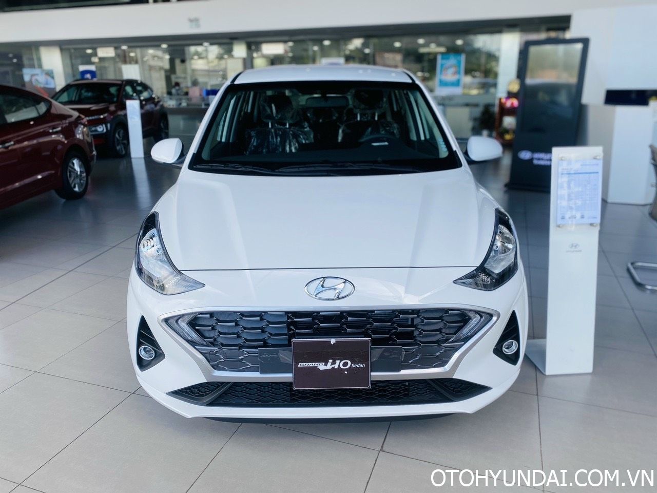 Hyundai i10 sedan | Hình ảnh đầu xe i10 Sedan Màu trắng