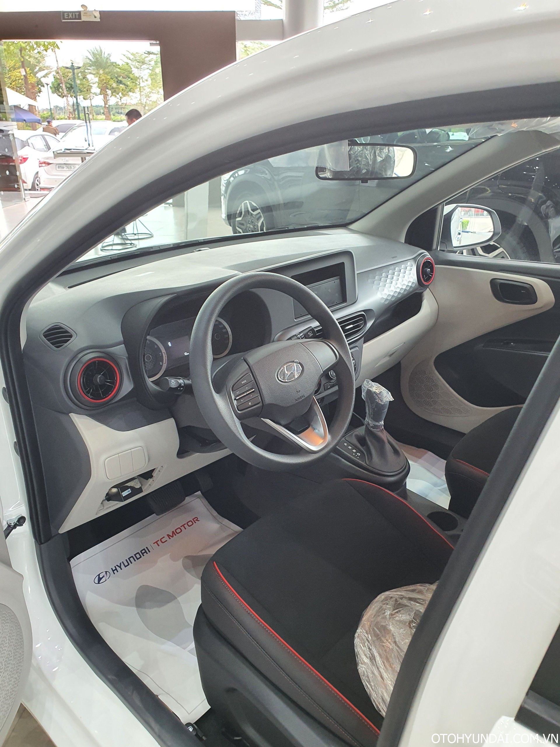 Hyundai Grand i10 Sedan 1.2 MT Tiêu Chuẩn | Ghế ngồi chất liệu nỉ