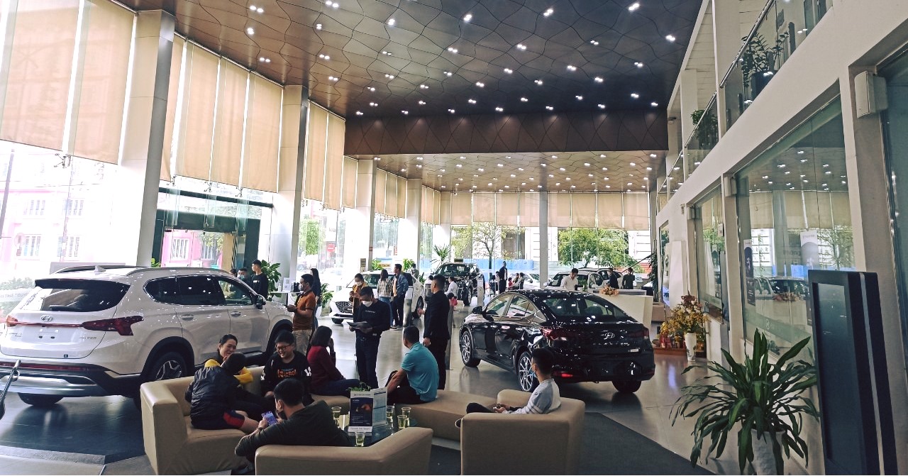 showroom trưng bày xe tại hyundai tây ninh