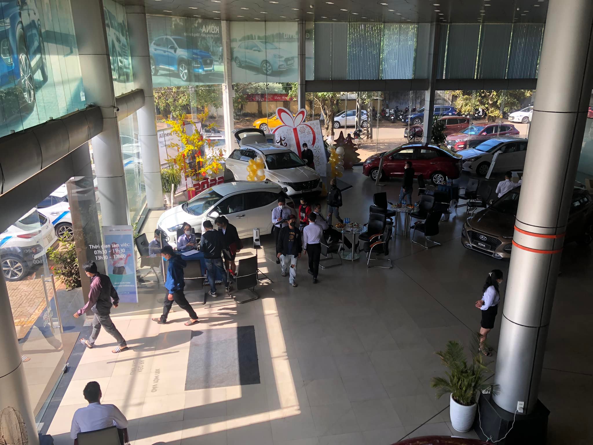 hyundai Buôn Ma Thuột | Showroom trưng bày xe tại hyundai Buôn Ma Thuột
