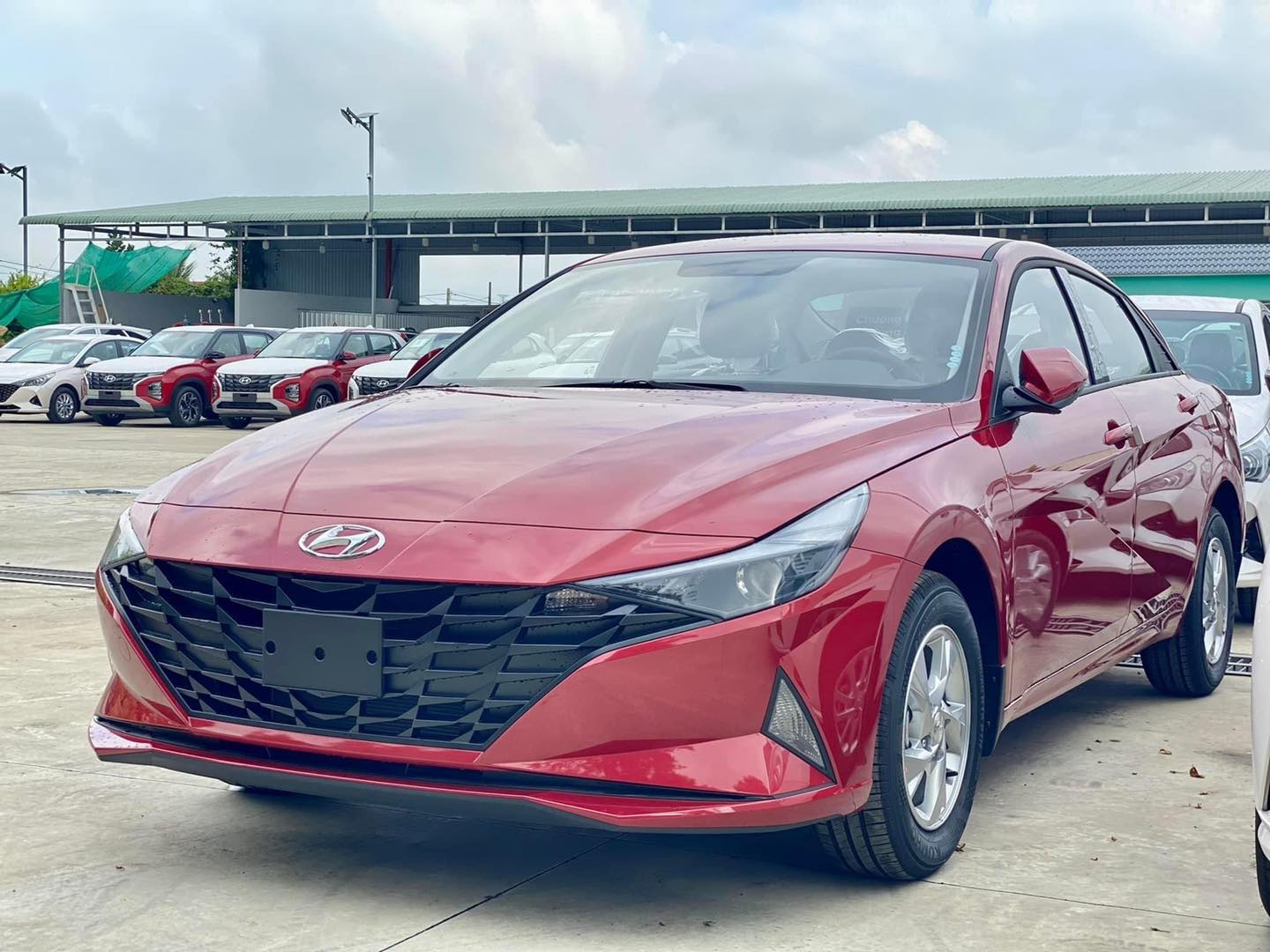 bãi xe tại hyundai ninh thuận