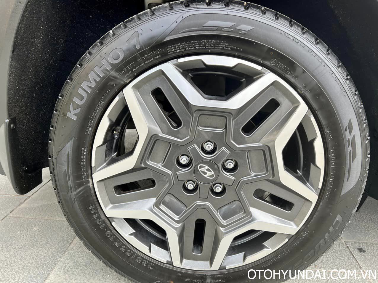 mâm xe hyundai santafe màu bạc