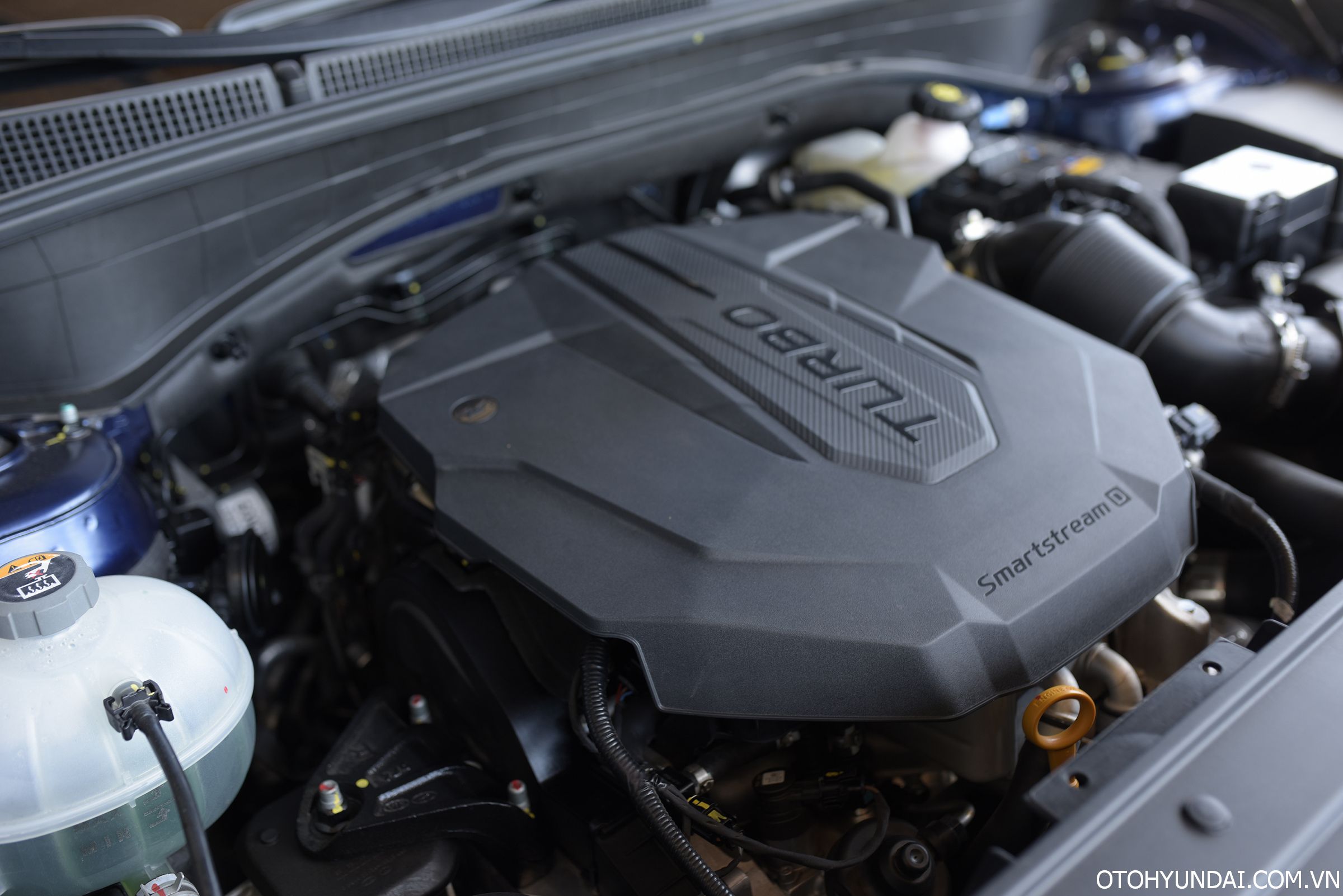 Hyundai SantaFe 2023 được trang bị dòng động cơ Smartstream cho các bản máy xăng và máy dầu