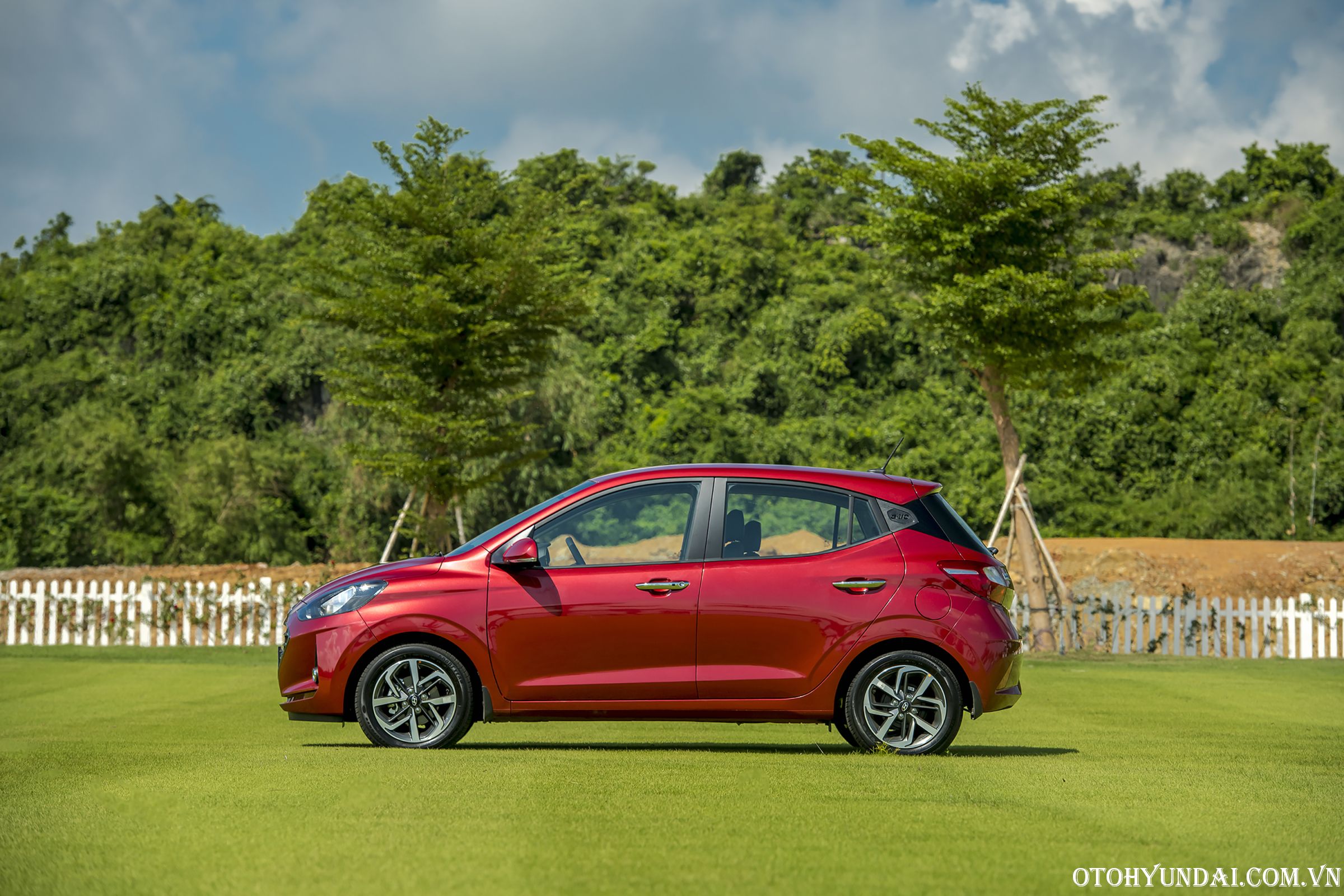 Copy of Hyundai i10 hatchback 20 result