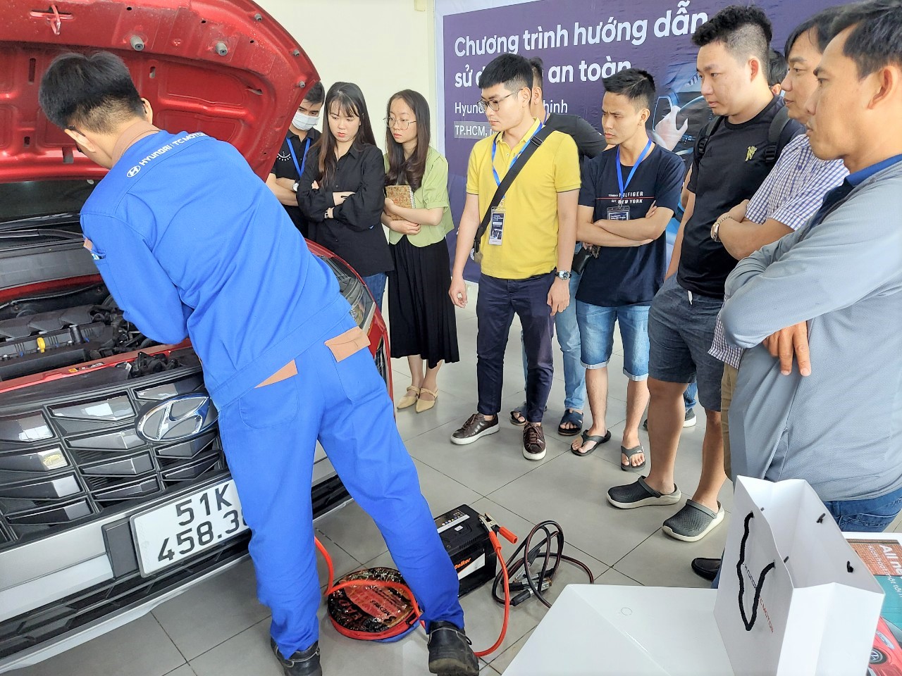 Giới thiệu xưởng dịch vụ Hyundai Quận Bình Tân Hyundai Quận Bình Tân | Hướng dẫn sử dụng xe