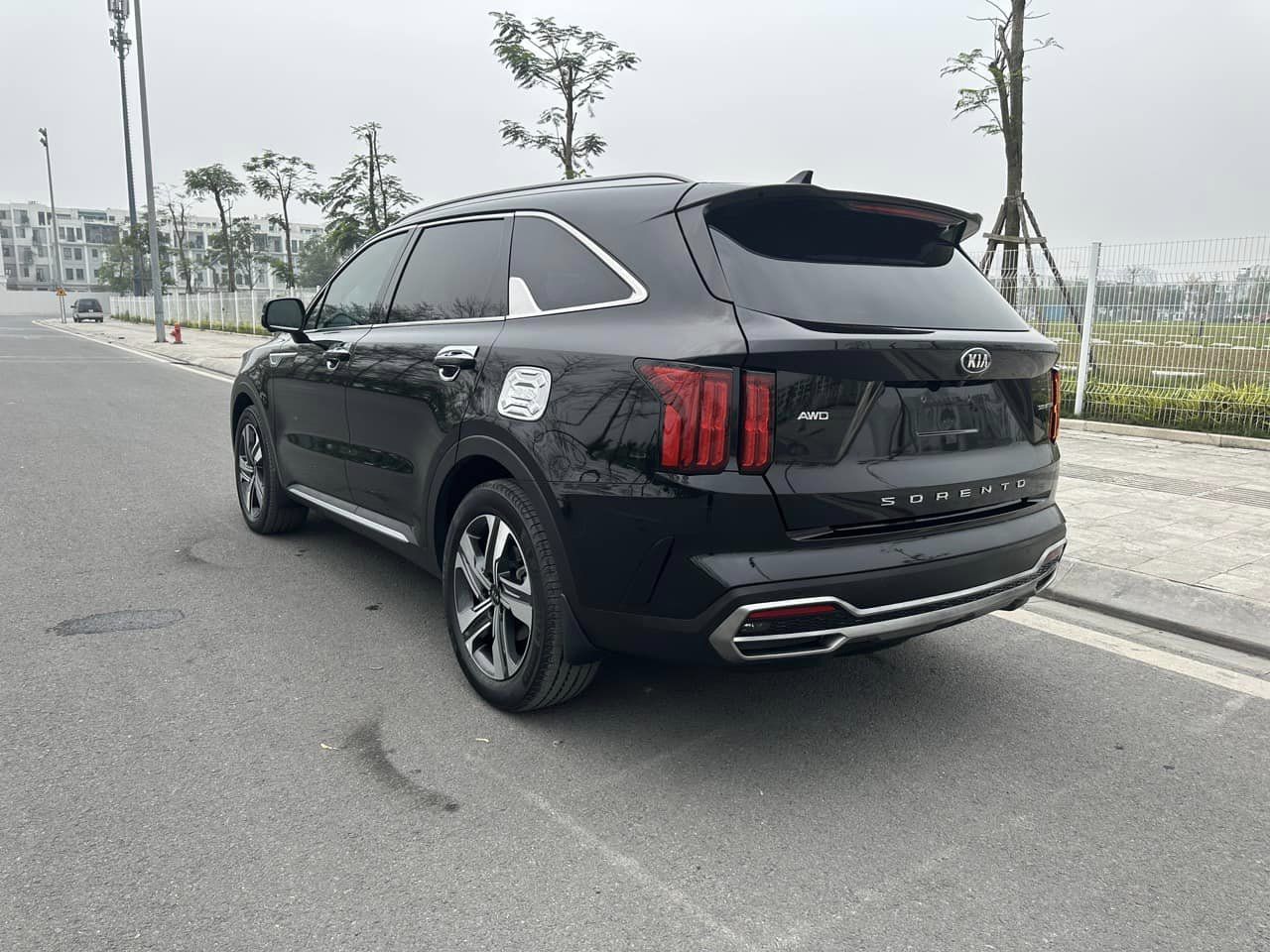 ngoại thất kia sorento rộng hơn santafe