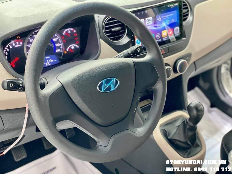 So sánh xe Hyundai Grand i10 MT Base và AT Tiêu chuẩn So sánh xe Hyundai Grand i10 MT Base và AT Tiêu chuẩn | So sánh Truyền động xe Hyundai Grand i10 MT Base và AT Tiêu chuẩn