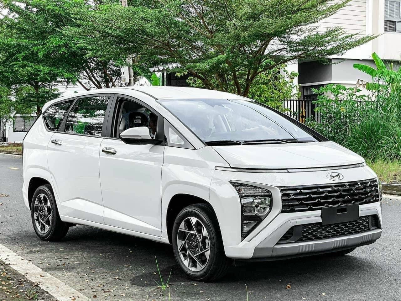 Hyundai Stargazer trả góp cần bao nhiêu tiền?