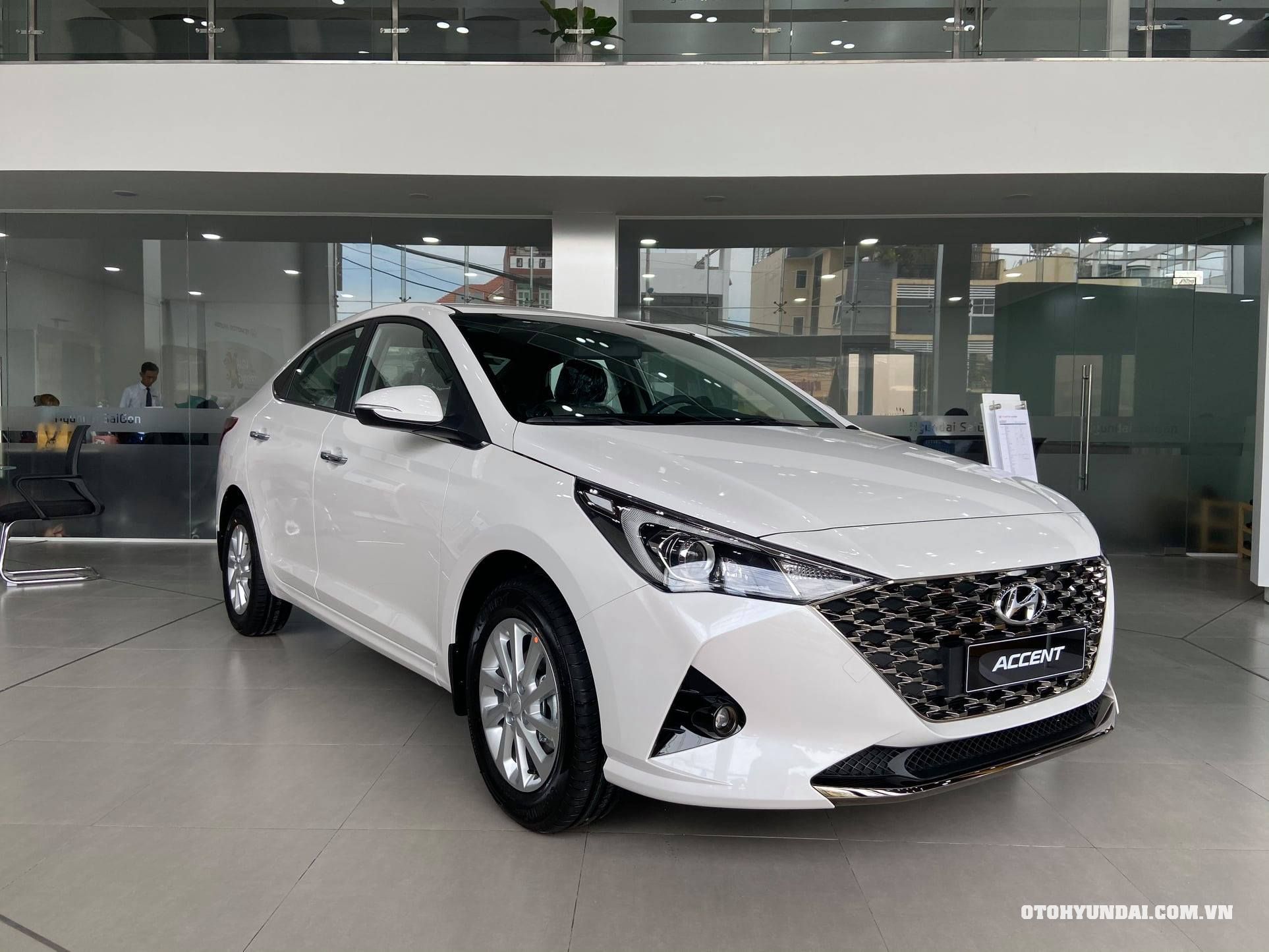 Showroom trưng bày xe tại Hyundai Sài Gòn