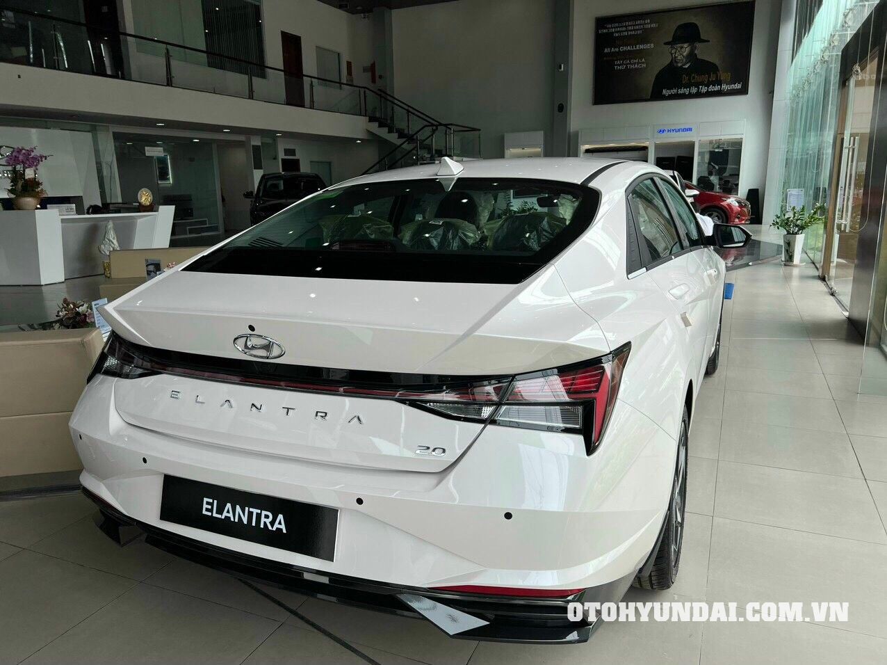 Hyundai Quận Bình Tân | khu vực trưng bày xe tại hyundai quận bình tân