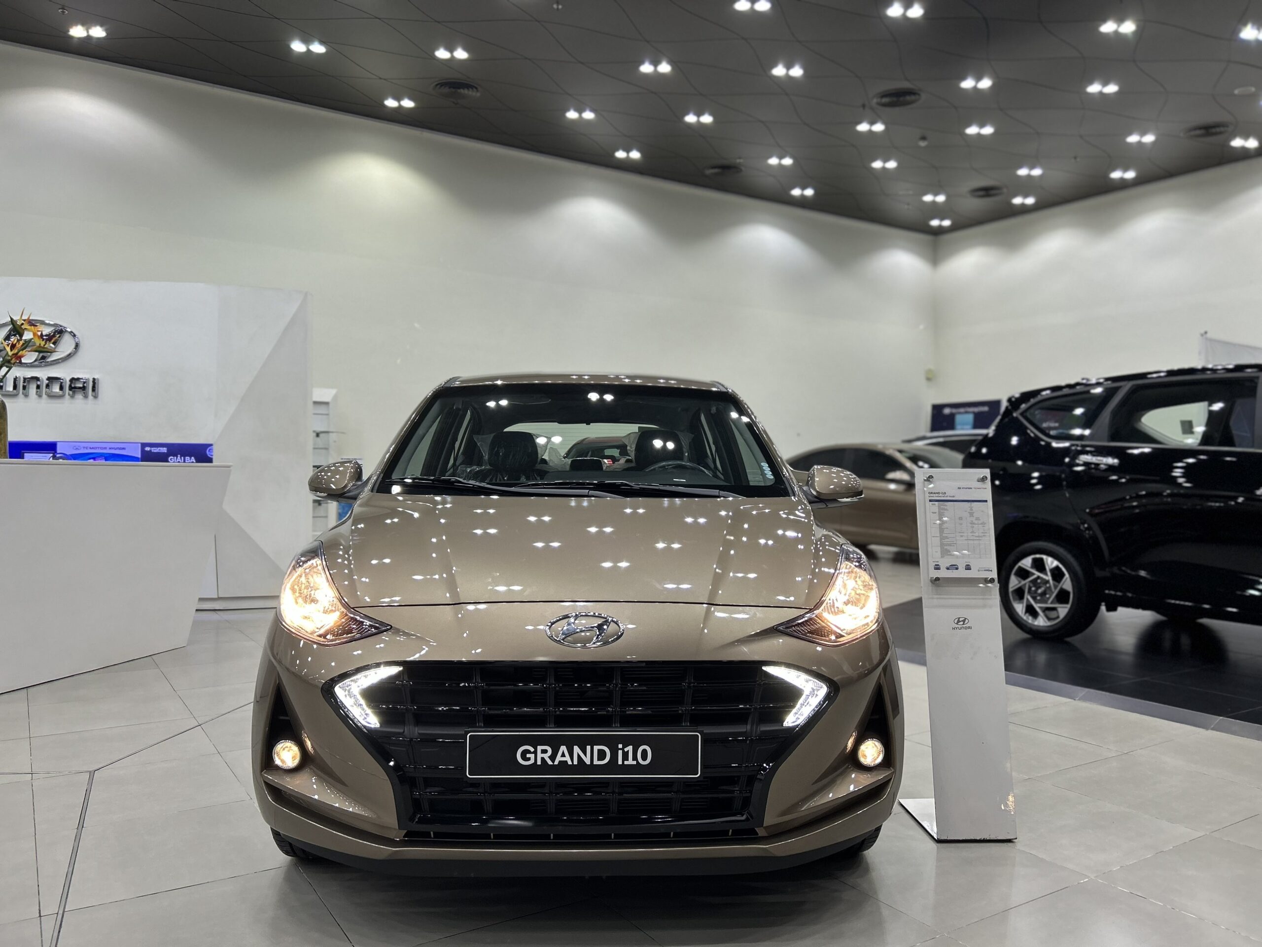 Đại lý Hyundai chính hãng tại Hồ Chí Minh xe hyundai grand i10 hatchback
