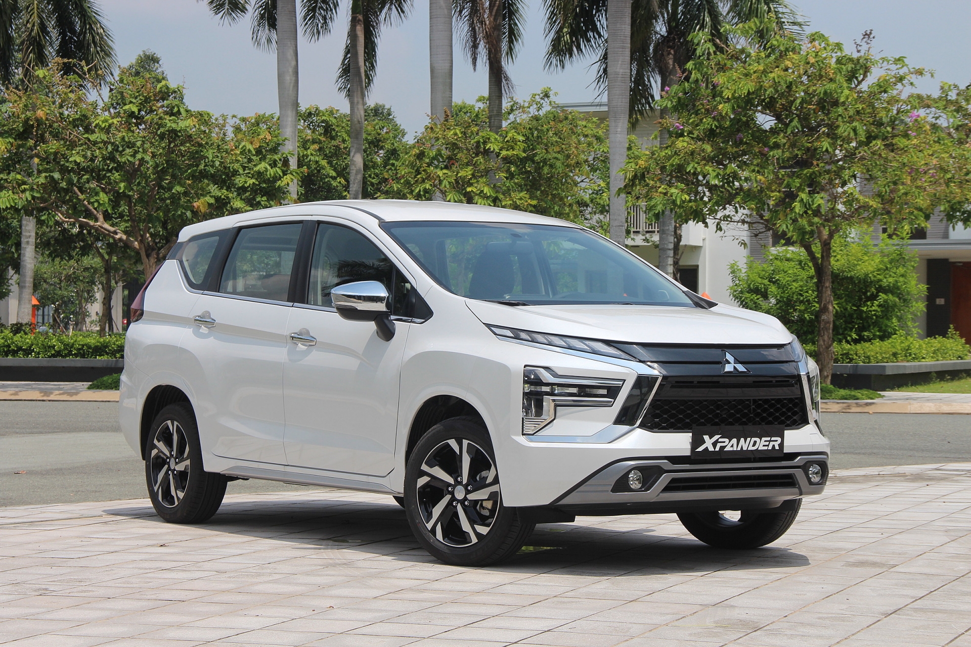 Top xe bán chạy tháng 10/2023: Xe Hyundai góp 4 mẫu xe Mitsubishi Xpander: 1.277 xe