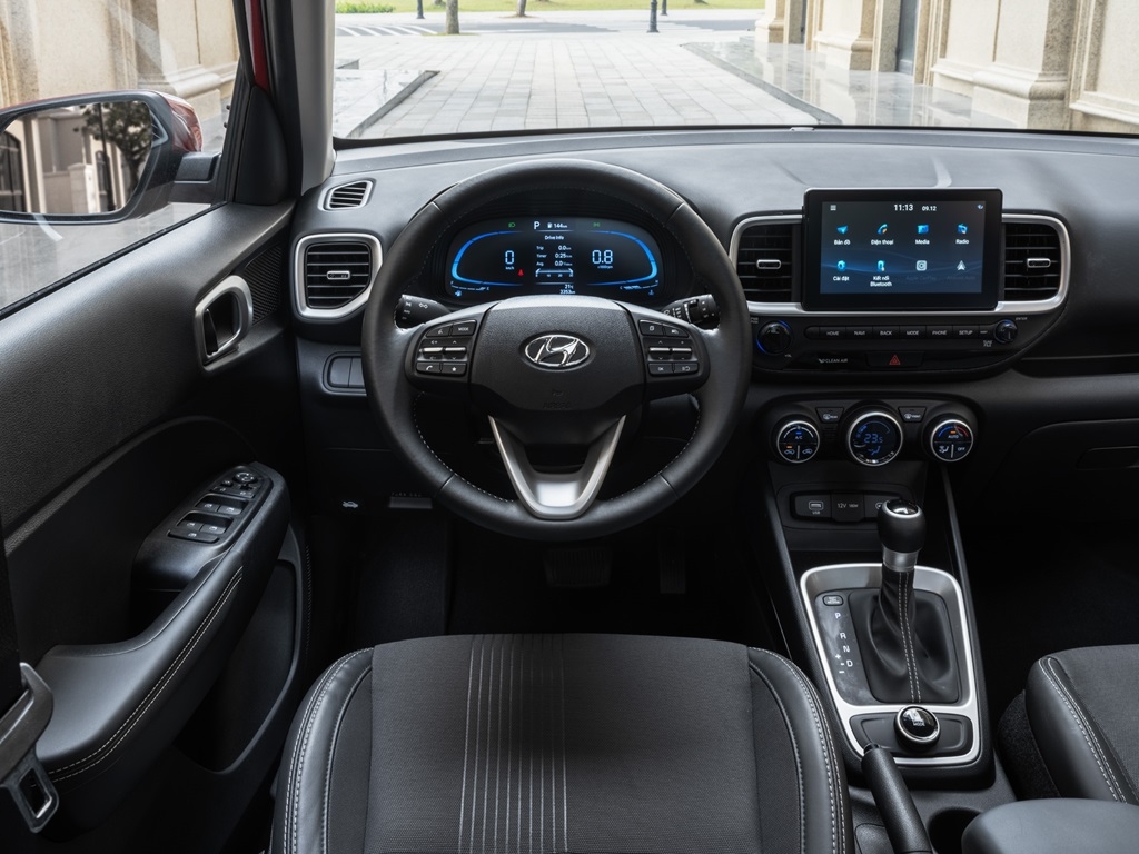 Top 4 mẫu SUV hạng A hấp dẫn nhất hiện nay Top 4 mẫu SUV hạng A hấp dẫn nhất hiện nay - nội thất xe Hyundai Venue