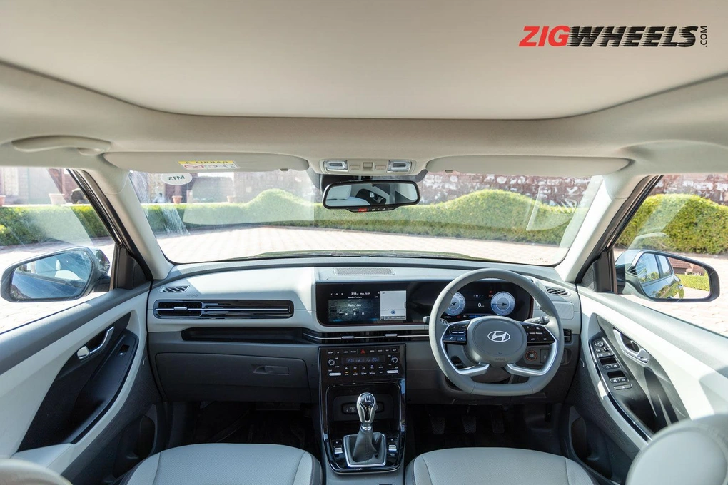 Hyundai Creta phiên bản 2024 được cập nhật với thiết kế và các tính năng mới, tăng cường sự cạnh tranh với các đối thủ trong phân khúc. Hyundai Creta phiên bản 2024 được cập nhật với thiết kế và các tính năng mới, tăng cường sự cạnh tranh với các đối thủ trong phân khúc. - 7