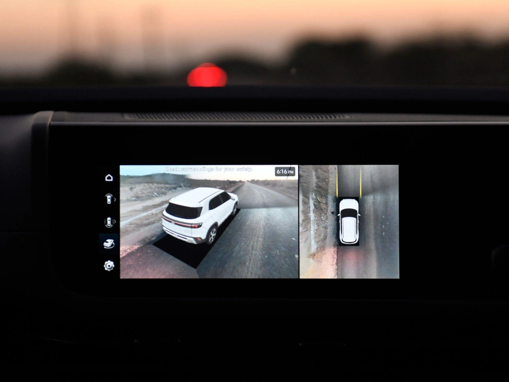 Hyundai Creta phiên bản 2024 được cập nhật với thiết kế và các tính năng mới, tăng cường sự cạnh tranh với các đối thủ trong phân khúc. Hyundai Creta phiên bản 2024 được cập nhật với thiết kế và các tính năng mới, tăng cường sự cạnh tranh với các đối thủ trong phân khúc. - 11