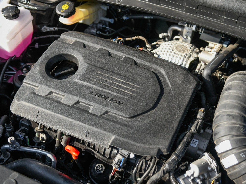 Hyundai Creta phiên bản 2024 được cập nhật với thiết kế và các tính năng mới, tăng cường sự cạnh tranh với các đối thủ trong phân khúc. Hyundai Creta phiên bản 2024 được cập nhật với thiết kế và các tính năng mới, tăng cường sự cạnh tranh với các đối thủ trong phân khúc. - 11